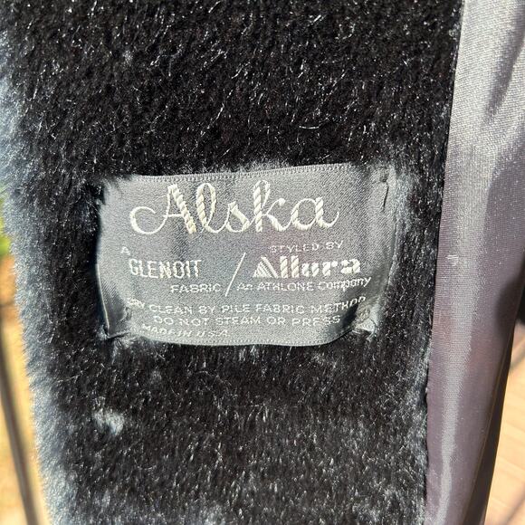 Vintage 70s Black Plush Faux Fur Belted Backside Midi Length Teddy Bear Coat - Picture 9 of 10